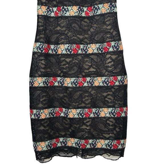 Free People Women’s Rene Embroidered Lace Mini Cocktail Dress Size 4 - Picture 6 of 9